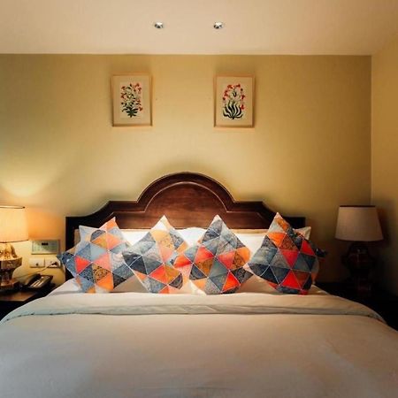 Sheik Istana Hotel Chiangmal Chiang Mai Esterno foto