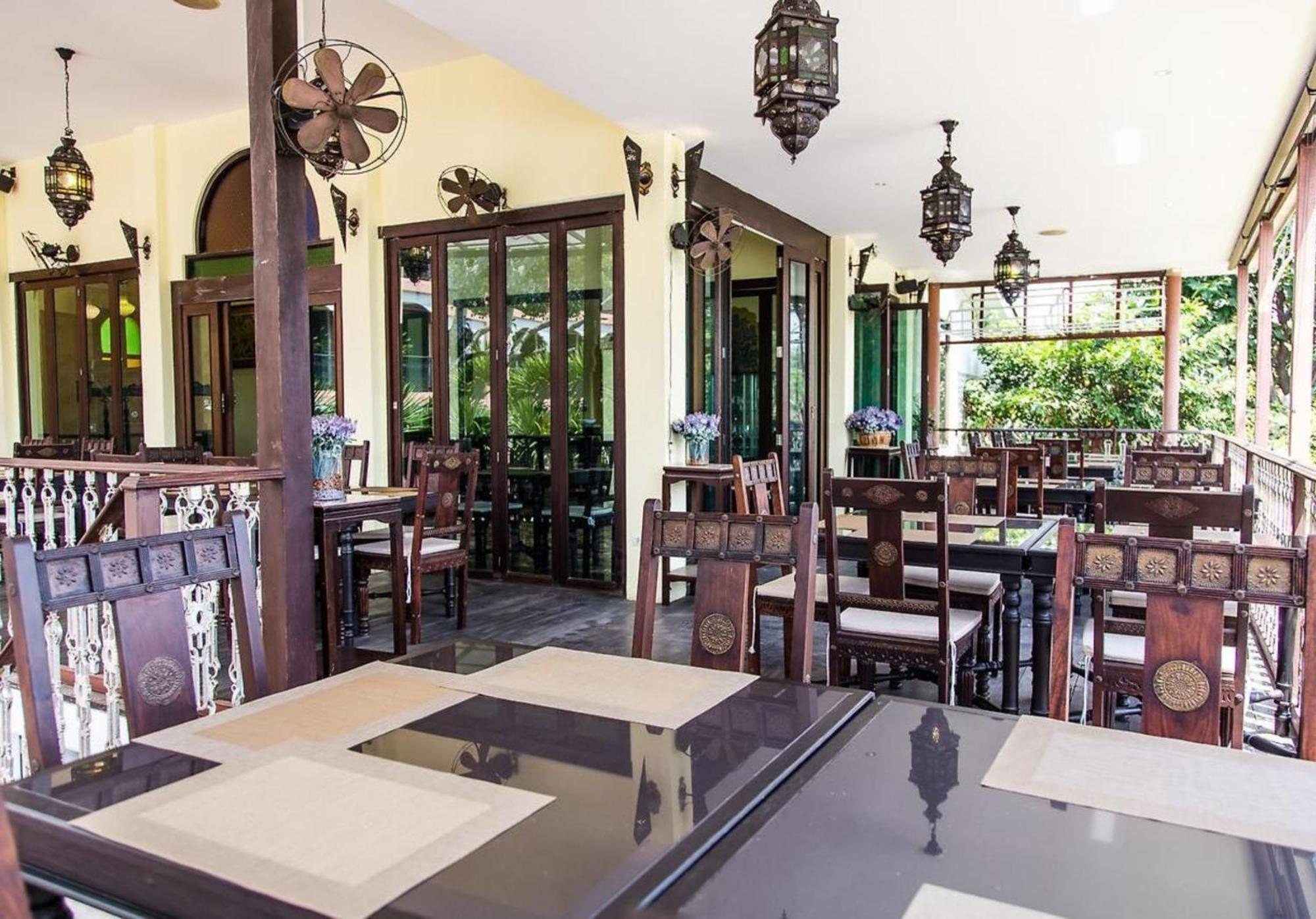 Sheik Istana Hotel Chiangmal Chiang Mai Esterno foto