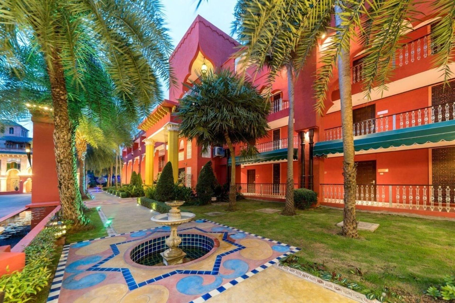 Sheik Istana Hotel Chiangmal Chiang Mai Esterno foto