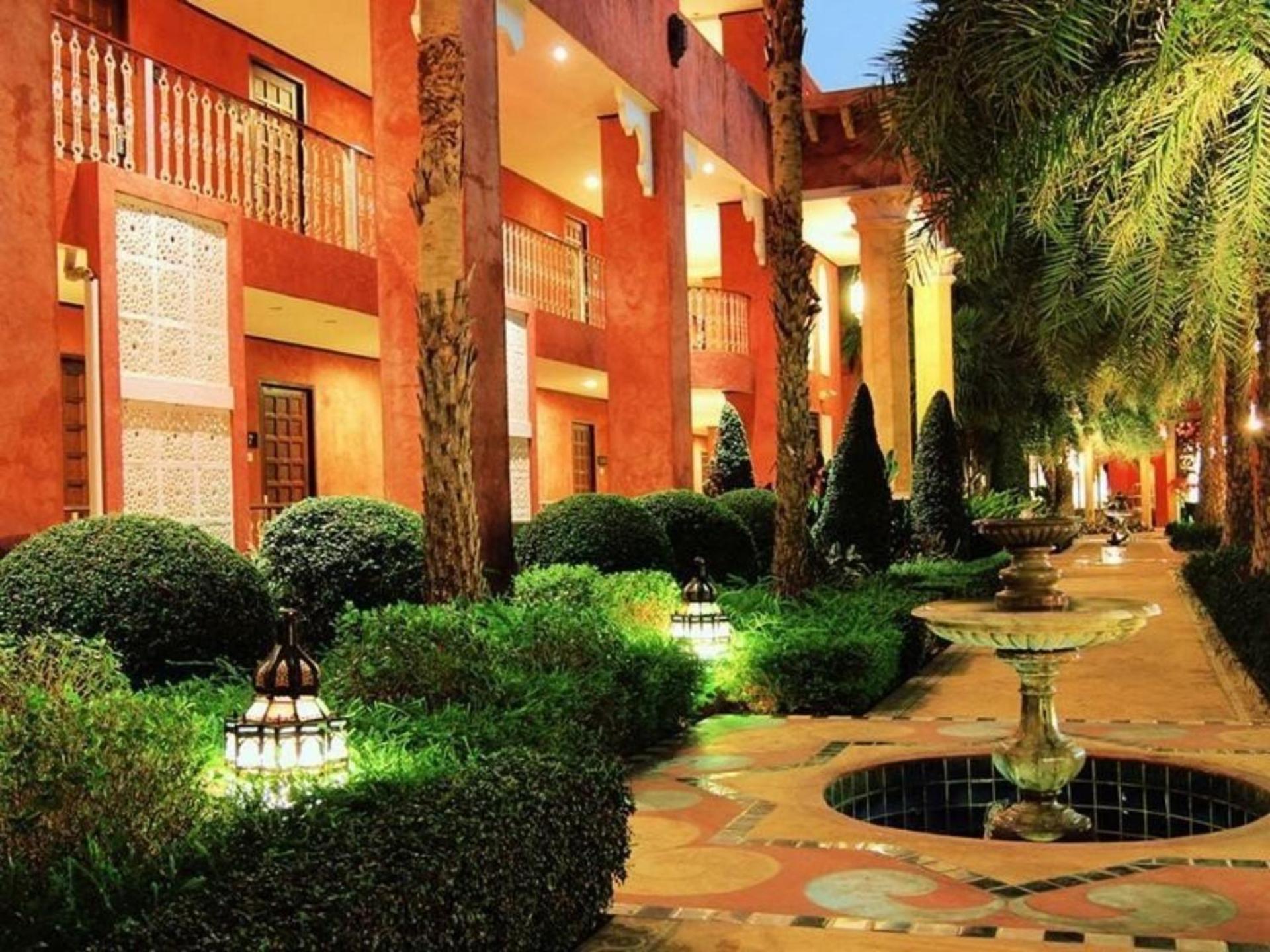 Sheik Istana Hotel Chiangmal Chiang Mai Esterno foto