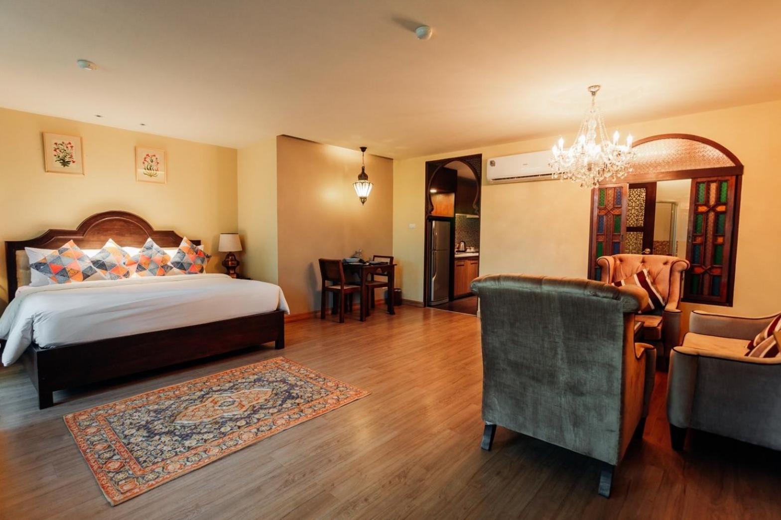 Sheik Istana Hotel Chiangmal Chiang Mai Esterno foto