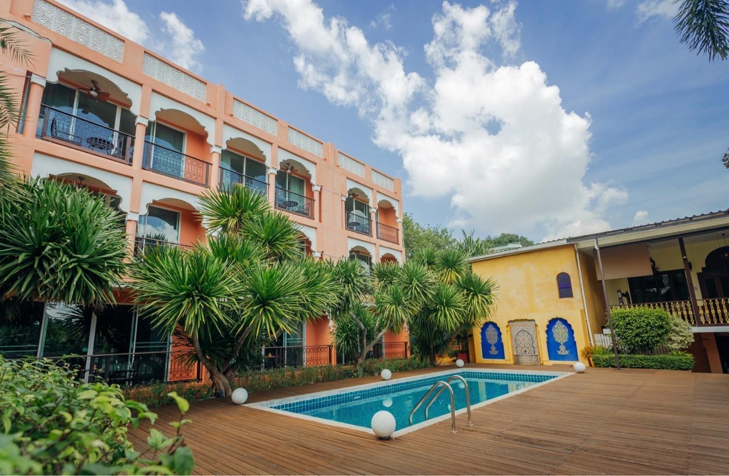 Sheik Istana Hotel Chiangmal Chiang Mai Esterno foto